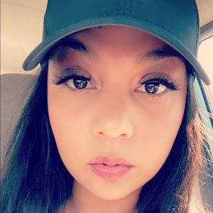 Meet your Posher, Lizbeth